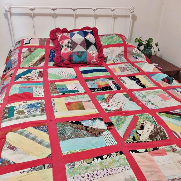 Vintage Patchwork Scrap Crazy Quilt Handmade Full - Picture 4 of 12